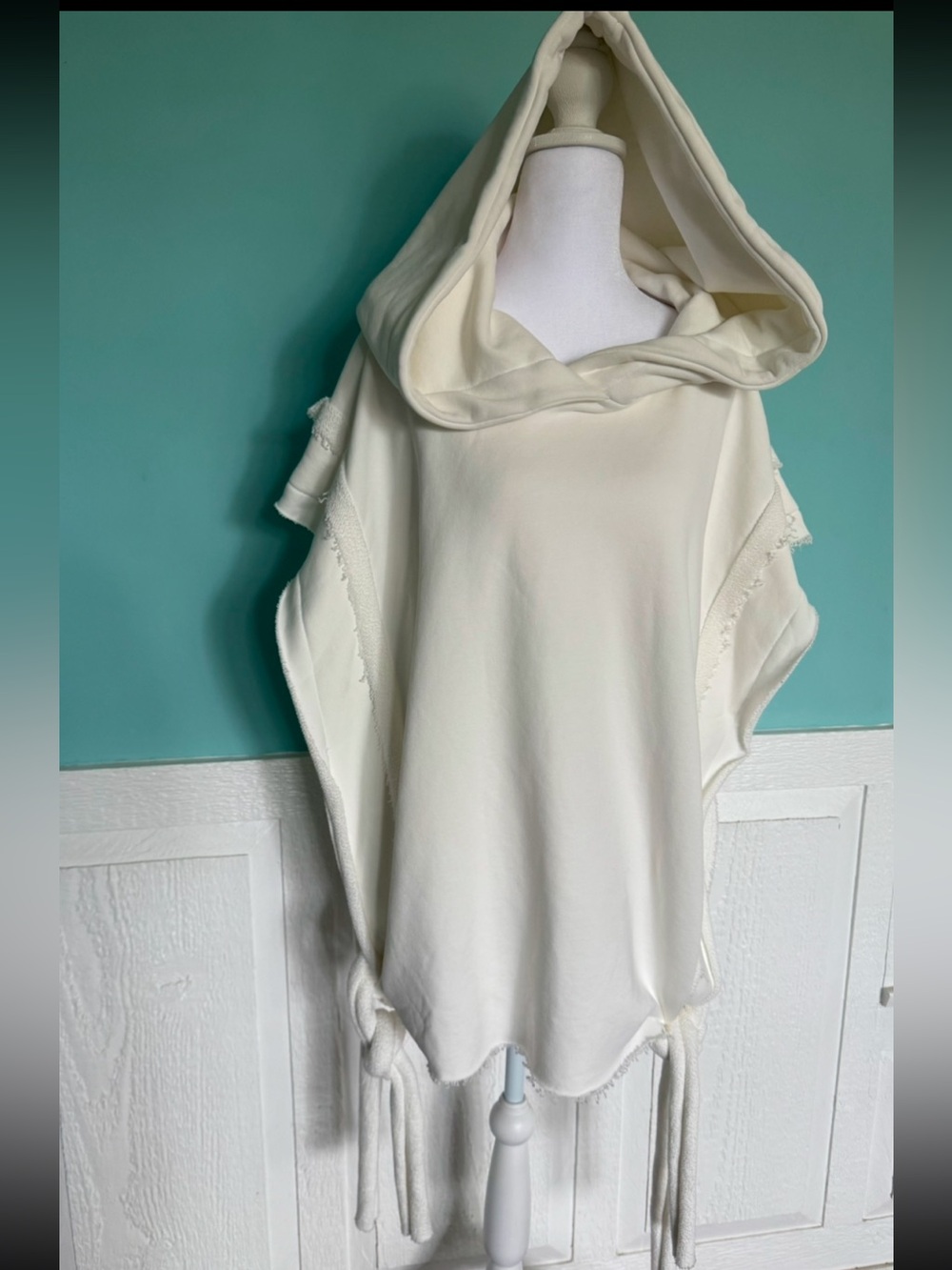 Cosmo & Donato ‘Queen of Melrose’ Unisex Whimsical Hooded Poncho Cape